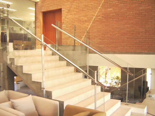 Peri corrimão e vd.jpg